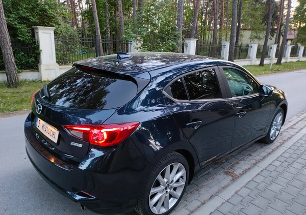 Mazda 3 cena 64444 przebieg: 123400, rok produkcji 2019 z Żyrardów małe 781